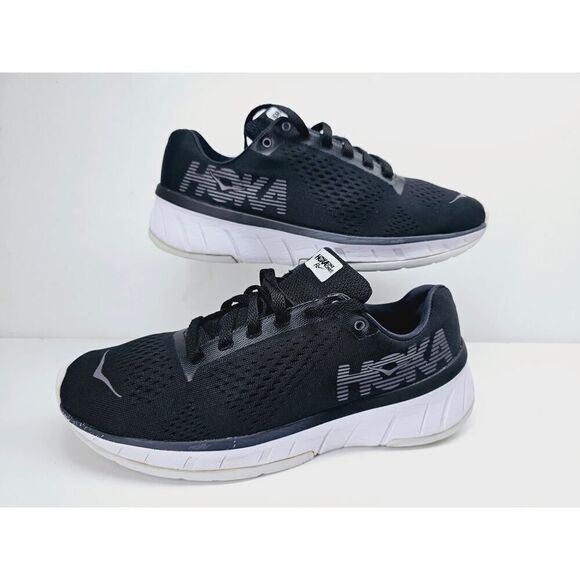 Hoka Men 8.5 Comfy footwear - Picture 1 of 9